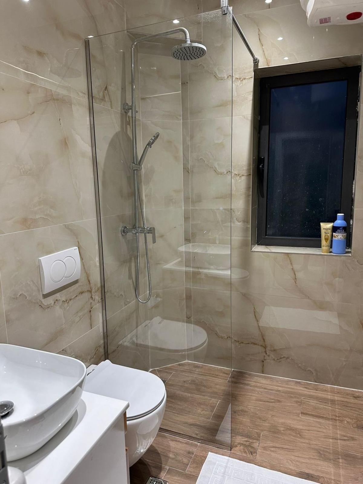 Home To Go Studio Apartament Tirana Extérieur photo
