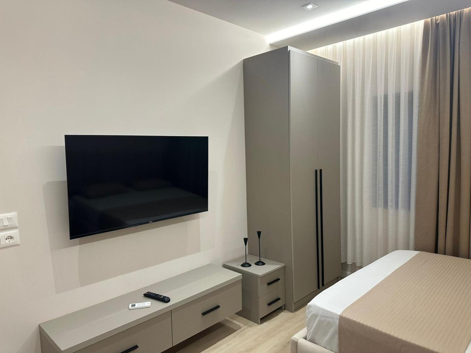 Home To Go Studio Apartament Tirana Extérieur photo